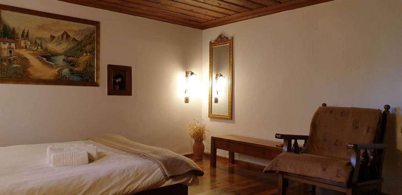 פאפיגקון Astraka Guesthouse I מראה חיצוני תמונה