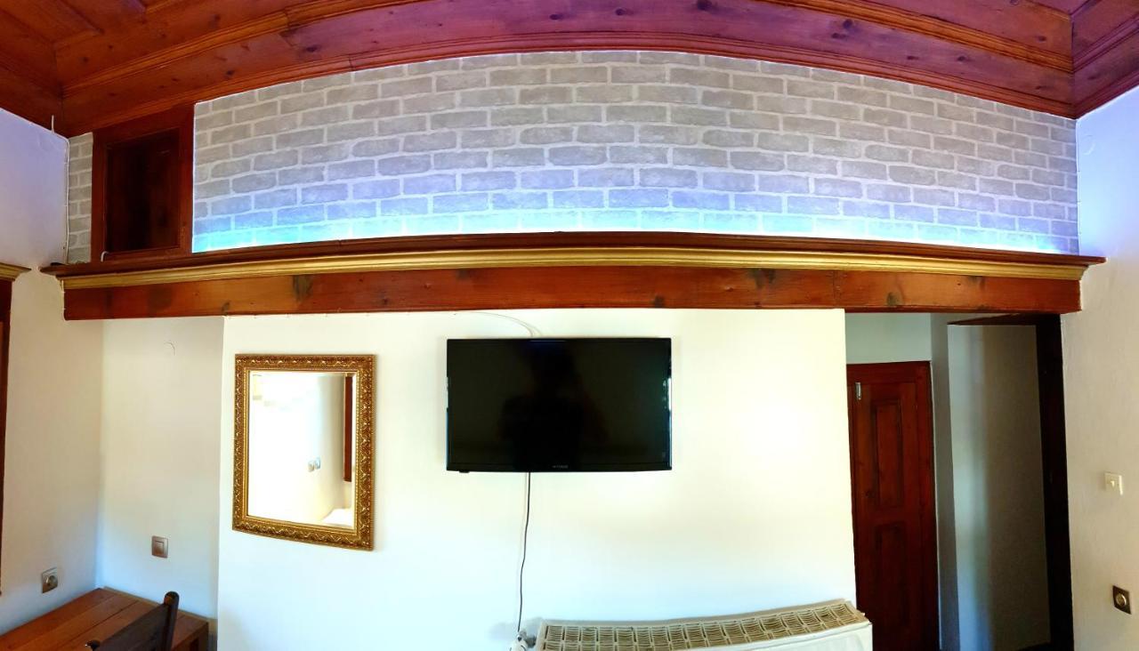 פאפיגקון Astraka Guesthouse I מראה חיצוני תמונה